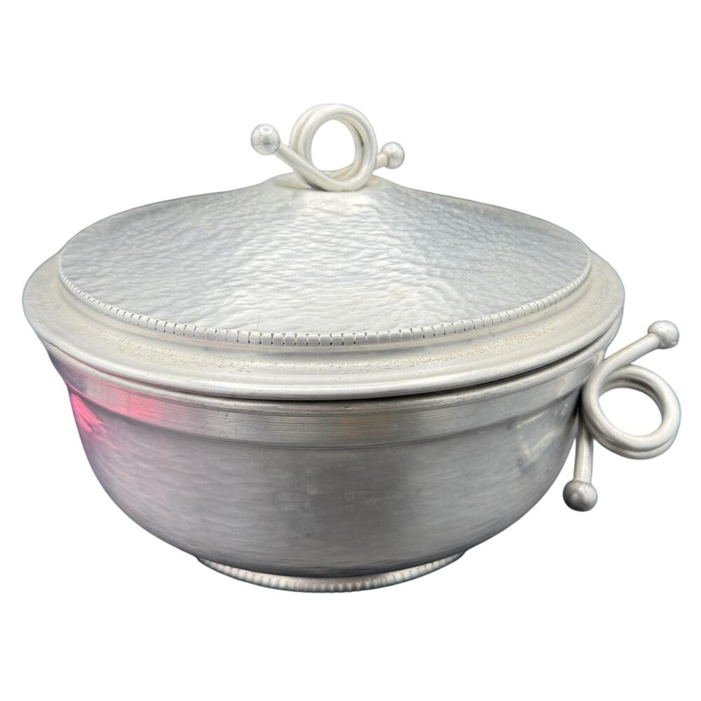 ✨ Vintage Hammered Aluminum Casserole Dish Lid Mid Century Retro Serveware Bowl